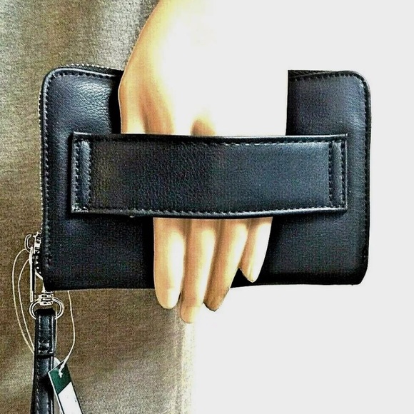 ❤️Zip Wallet W/Photo/ Cellphone carrier Wild Fable